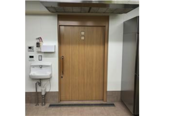 内装鋼製引き戸